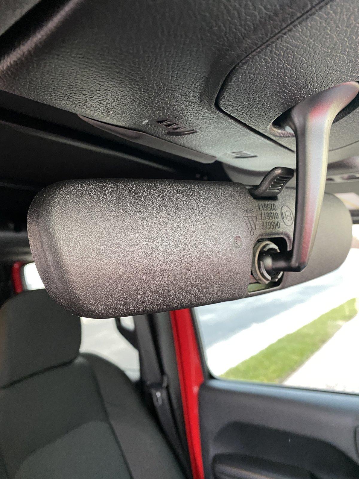 Jeep Gladiator Not for tall people IMG_1395.JPG