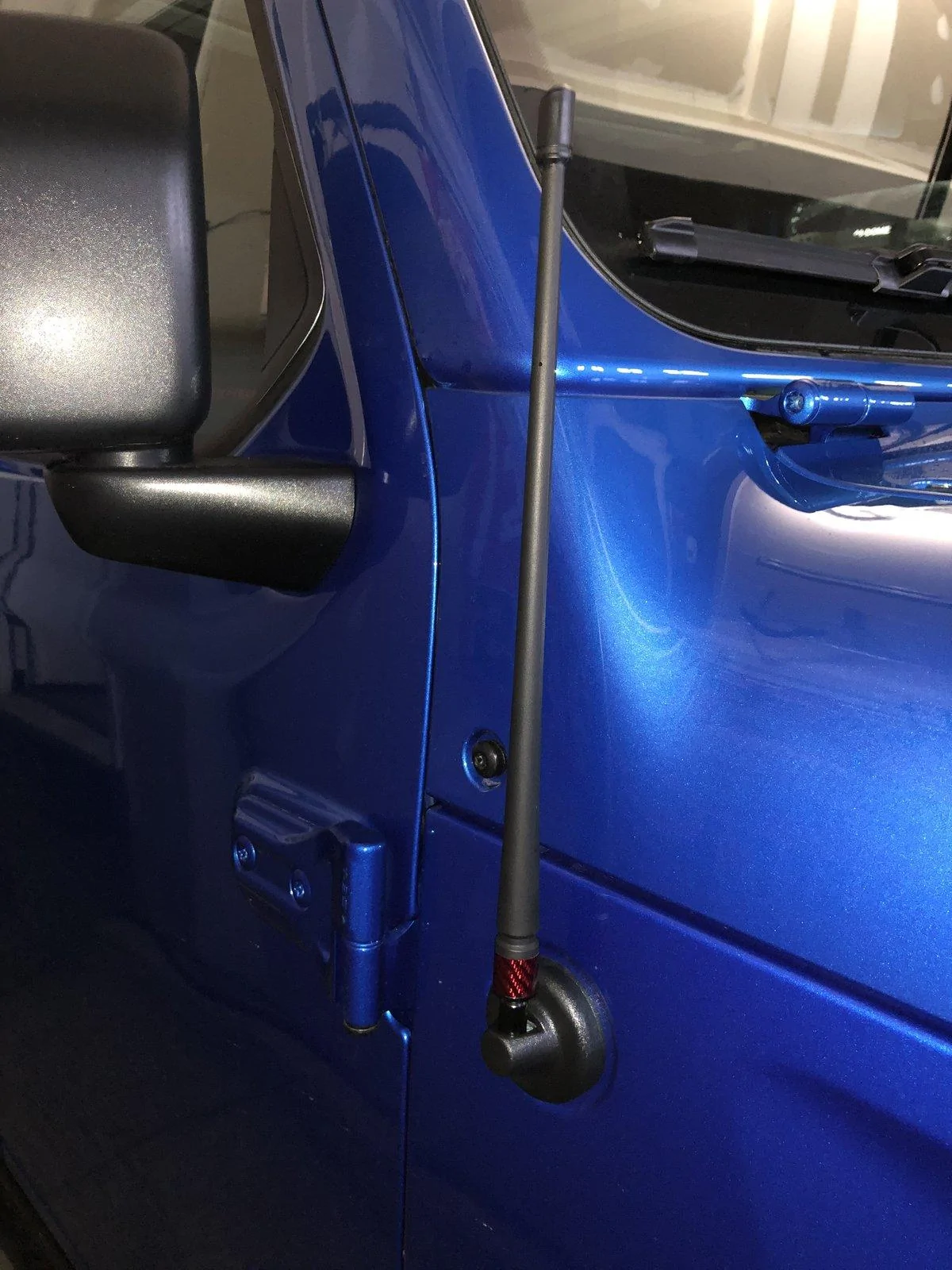 Jeep Gladiator Cool antenas A7B34E6D-C218-40BF-BF18-2417B7B6311A