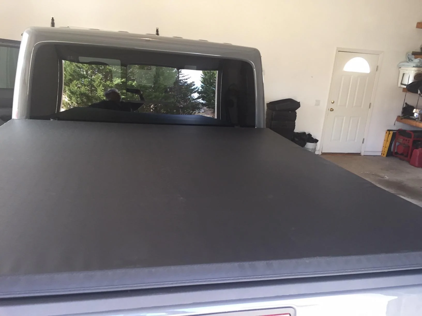 Jeep Gladiator Soft foldable Tonneau Cover E1D4F580-4117-4AAA-A7CD-B2BA050A09EA