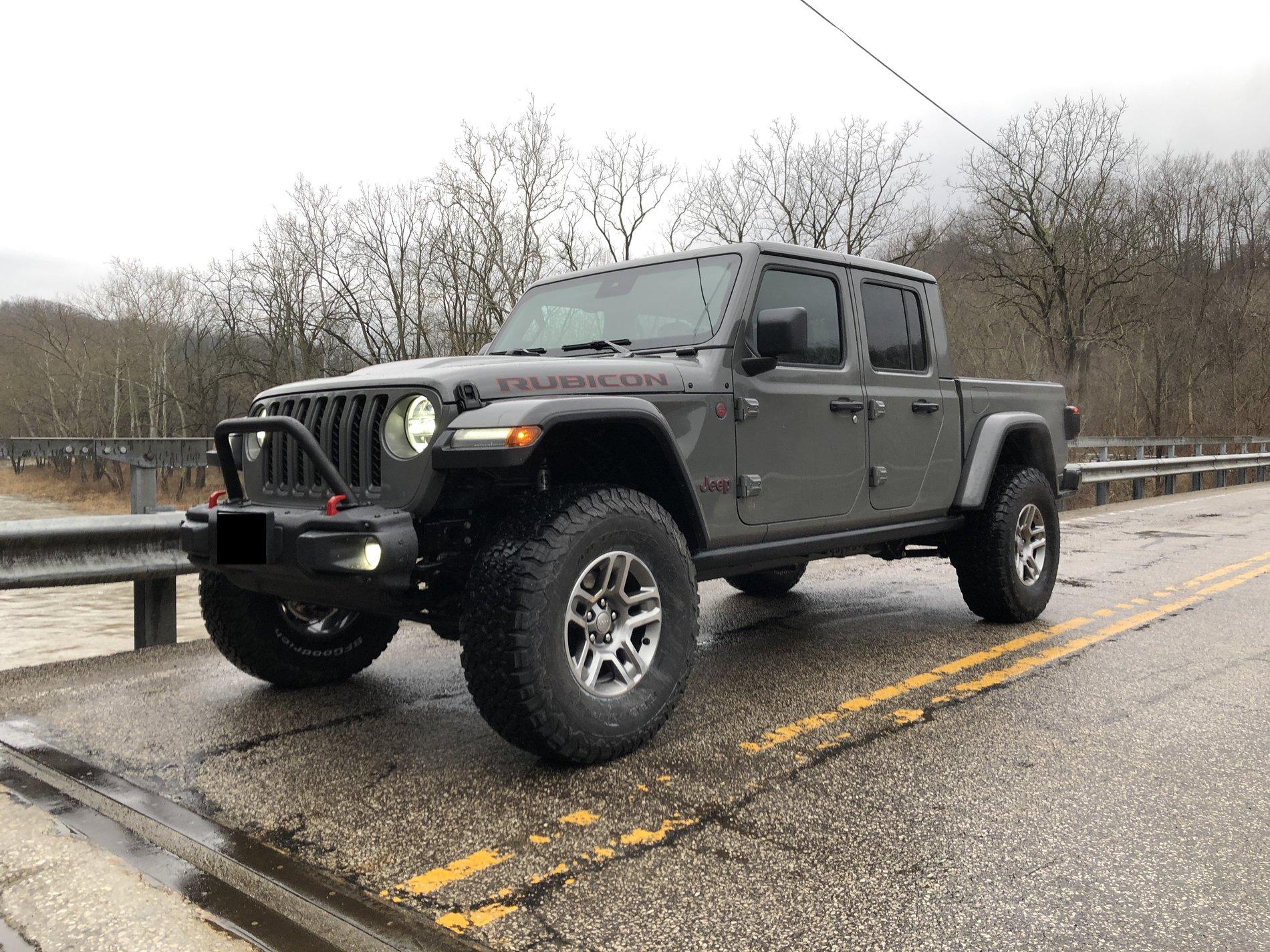 Jeep Gladiator STING GRAY Gladiator JT Club JT Post Lift
