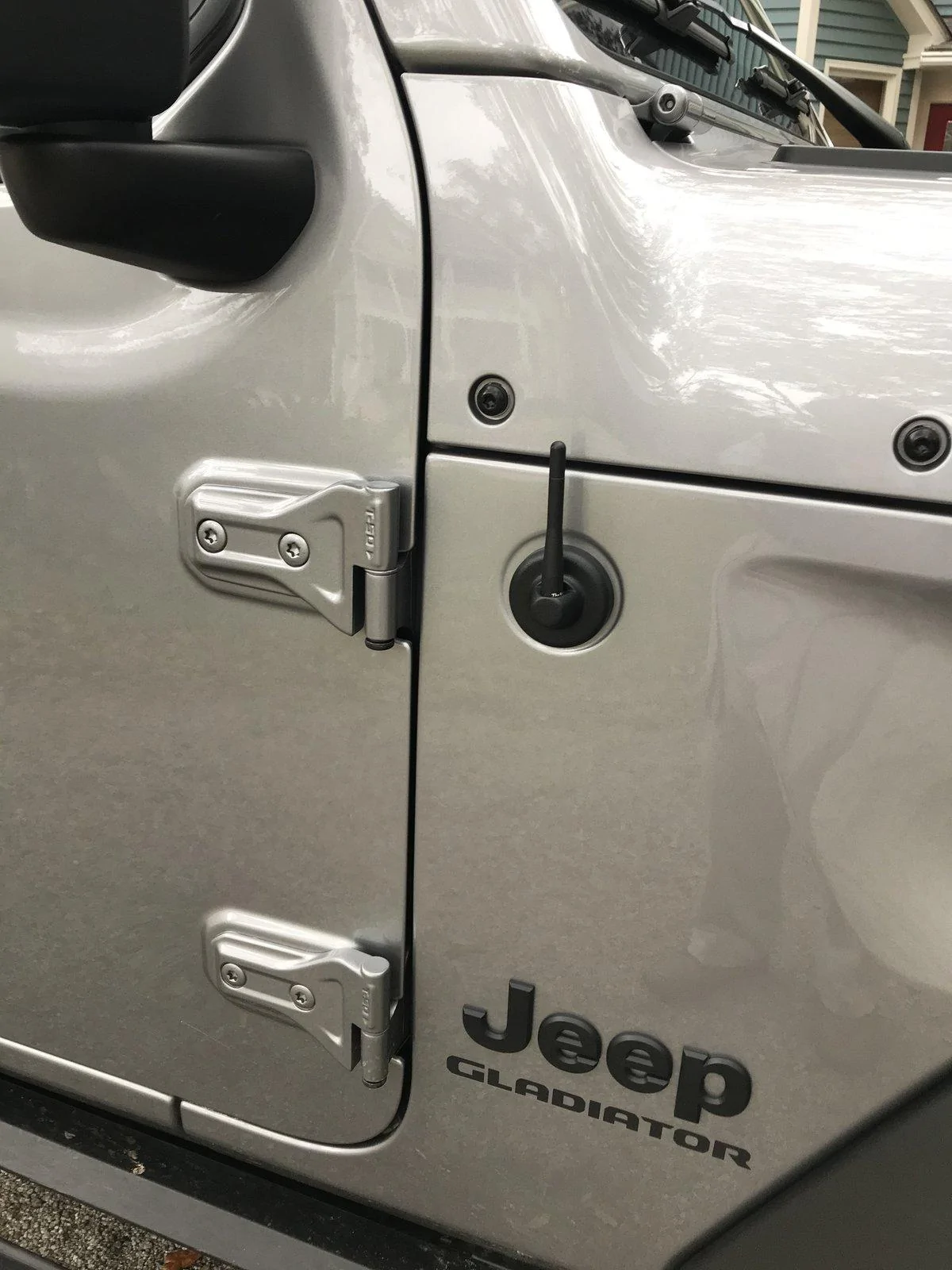 Jeep Gladiator Cool antenas 14B9793F-6285-4E3C-99FF-F0B4C46F2125