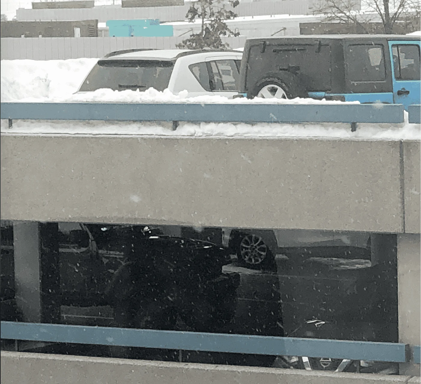 Jeep Gladiator Jeeps Parking Next To Jeeps Screen Shot 2020-01-31 at 10.52.34 AM
