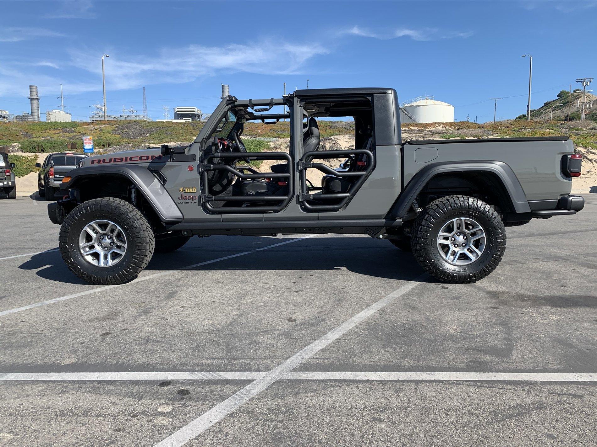 Jeep Gladiator Gladiators on Mopar 2" Lift Kit B72598D5-6EAD-43B1-9F3E-D0DE3FB7B6D5.JPG