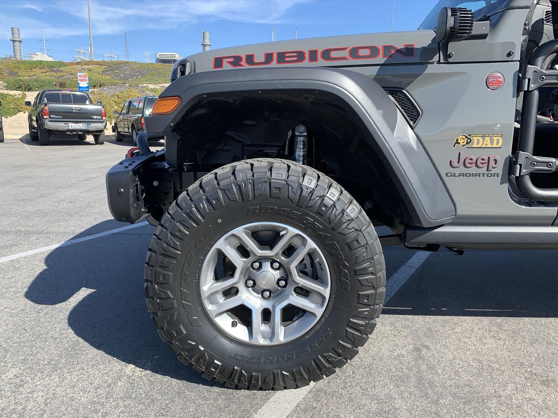 Jeep Gladiator Gladiators on Mopar 2" Lift Kit 044DE796-C6BB-44F2-AADC-F8FFED8539F6.JPG