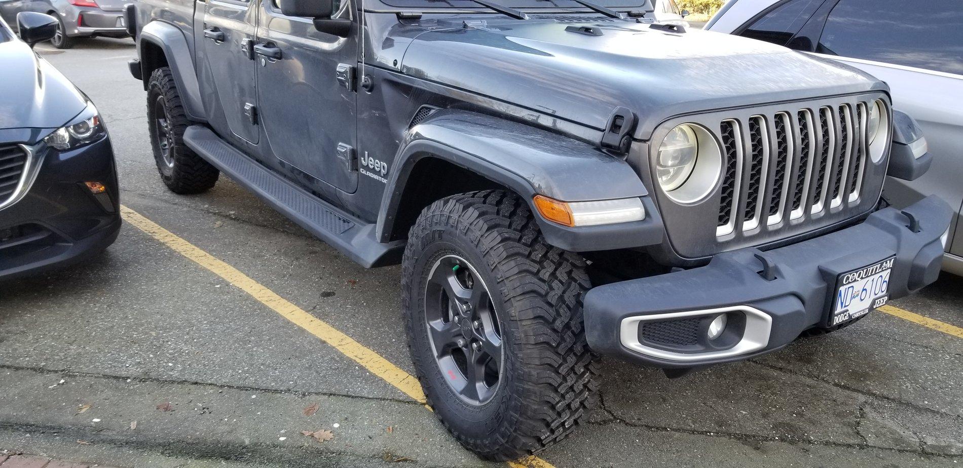 Jeep Gladiator Rubicon wheels/tires on Overland 20200201_130137