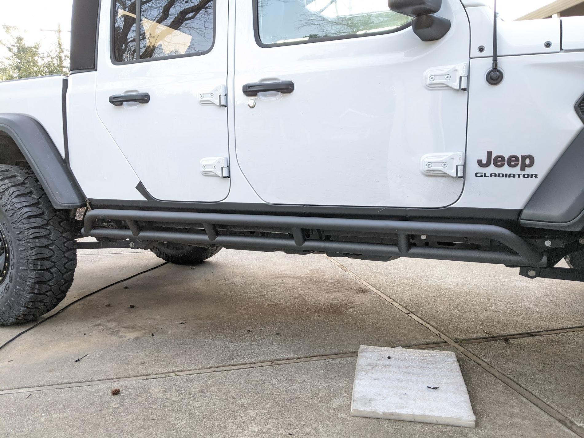 Jeep Gladiator Rock Rails Thread TpCAvK7JiPkTjVgxmtOLy14U-LMaULCLianL4WtQh1L90z7KfUwNP0Jd-cNSNA7EKEGIuANx_fv0Qp9RY=w1923-h1443-no