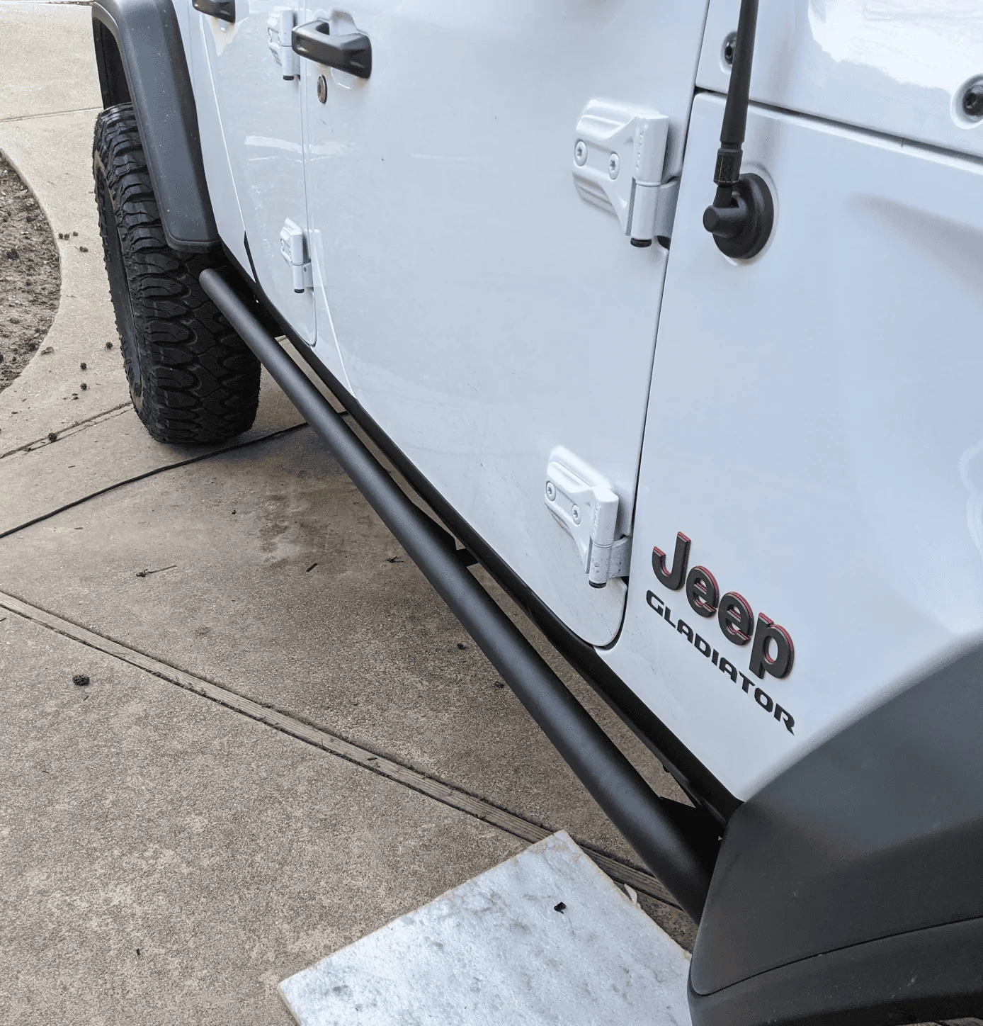 Jeep Gladiator FS - Rocker Guards - Rugged Ridge - $200 upload_2020-2-1_21-10-10