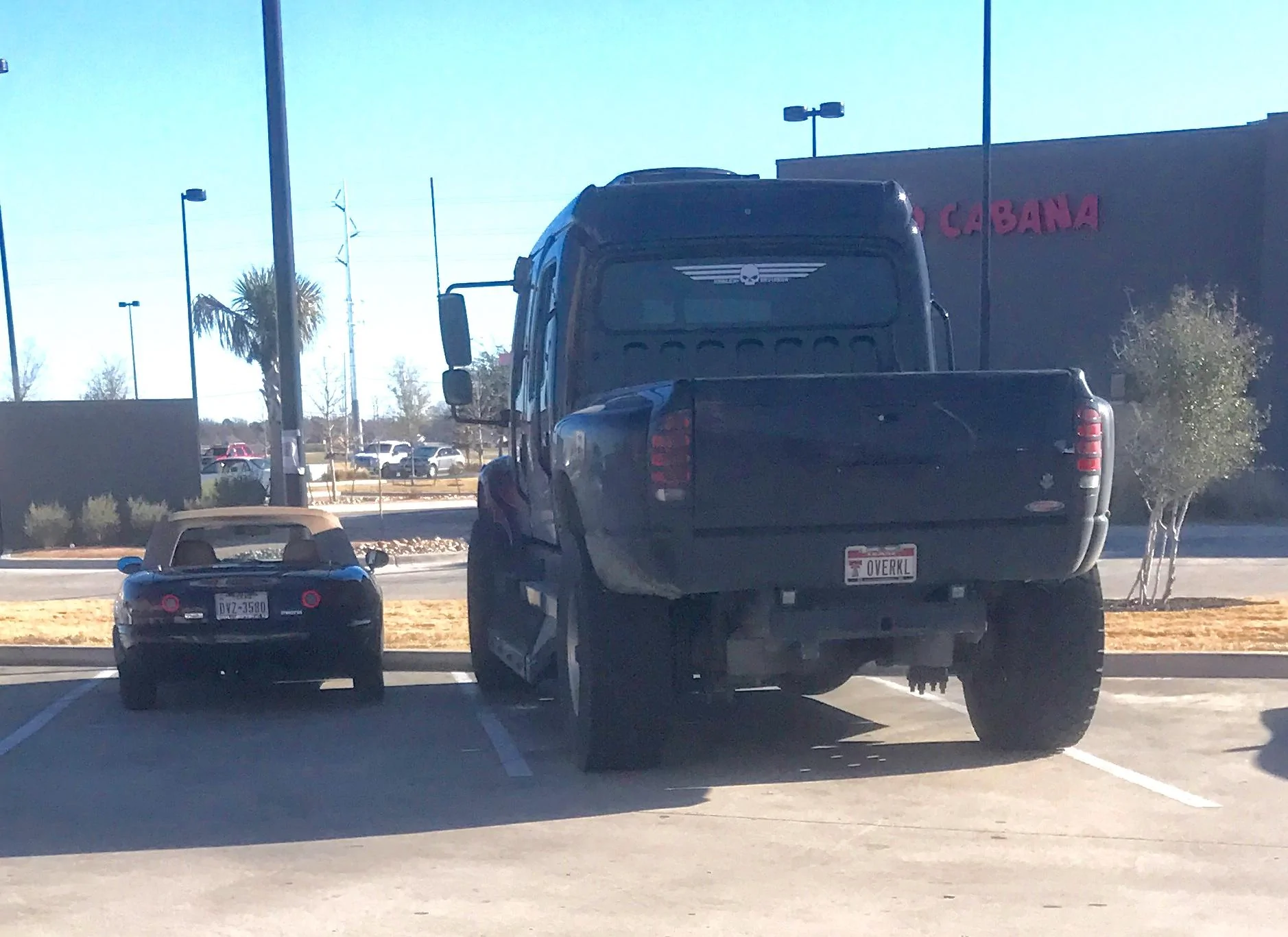 Jeep Gladiator Anyone Else Really Like Looking at Your Parked Rig? D915AB9A-06BD-48C2-846D-E3053D0036E7