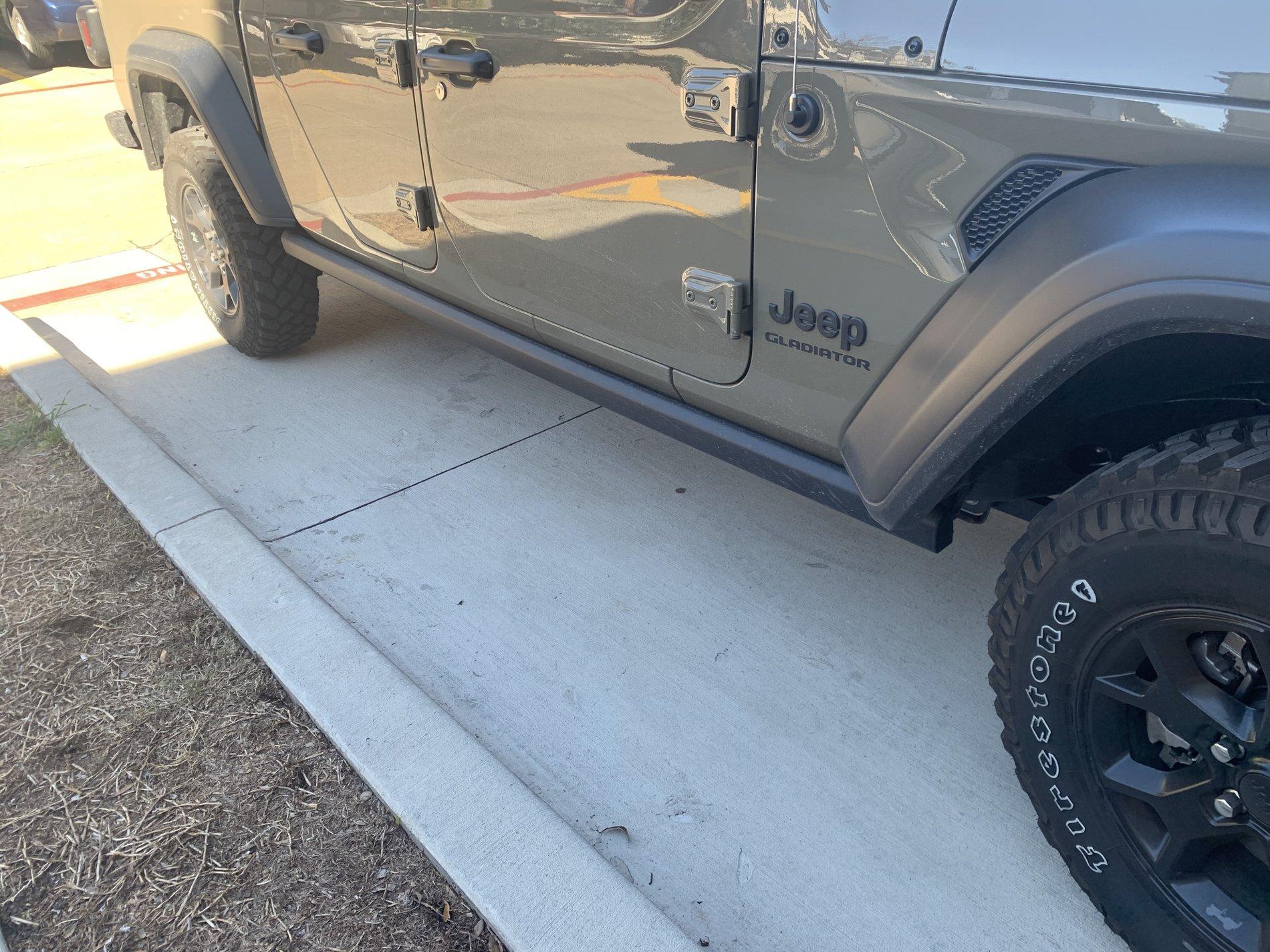 Jeep Gladiator Rubicon Rock Sliders (Dallas) 3B119831-421D-436C-BF87-5C009BD190DC