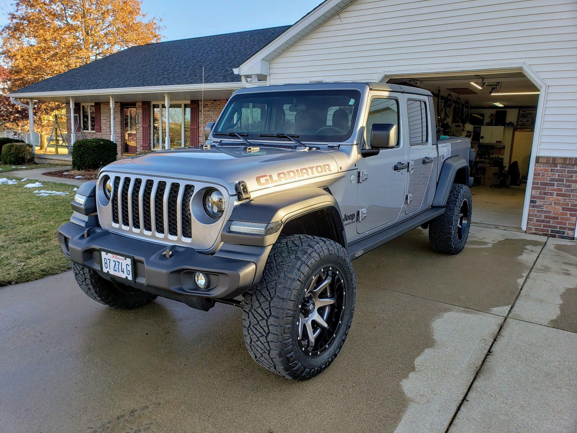 Jeep Gladiator "I didn't know Jeep made a pickup" 20200202_154753