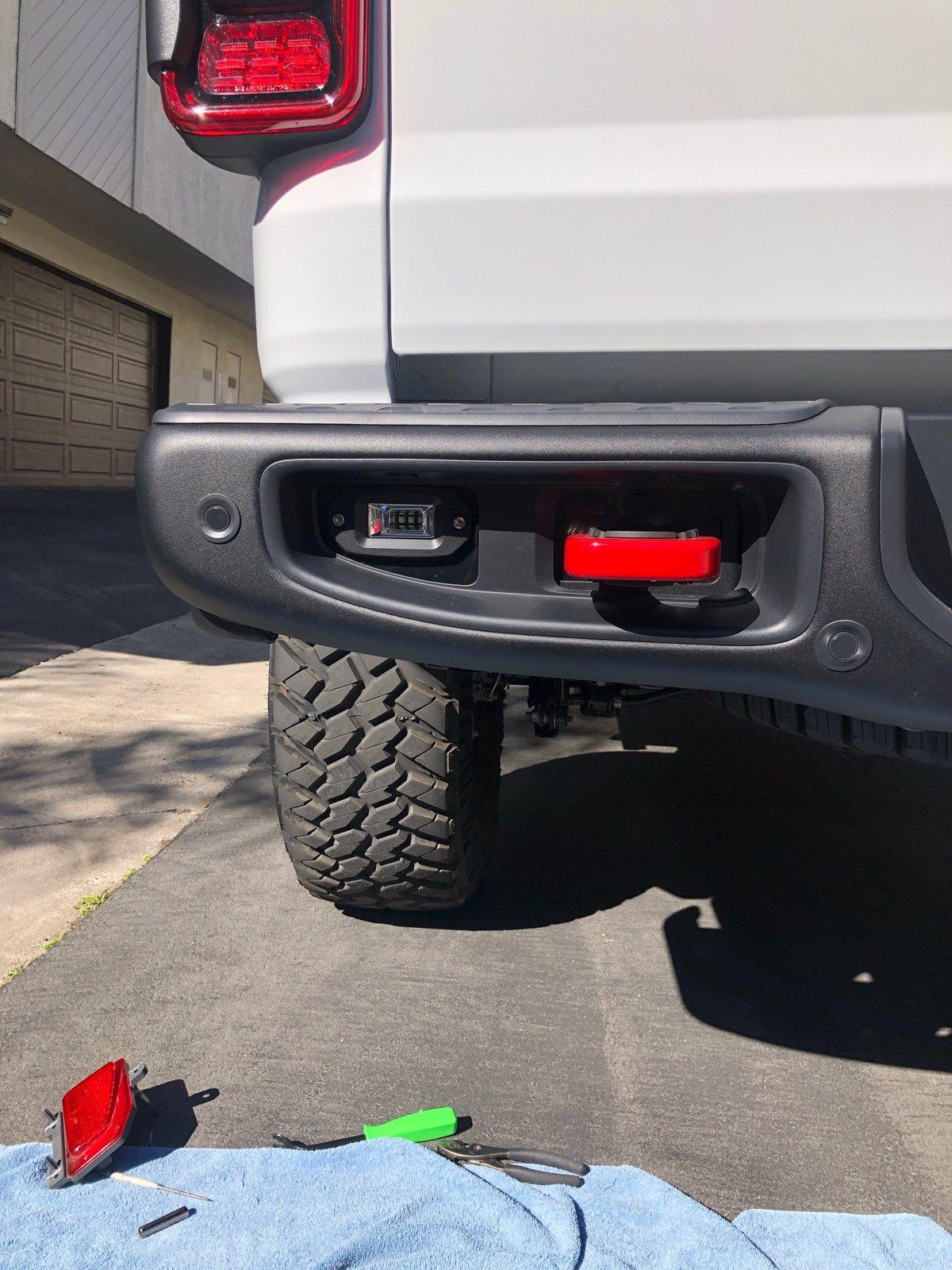 Jeep Gladiator Flush mount lights rear bumper 60228536427__FA63F8C5-89D1-4A4A-AEFF-0123949CA3EB.JPG
