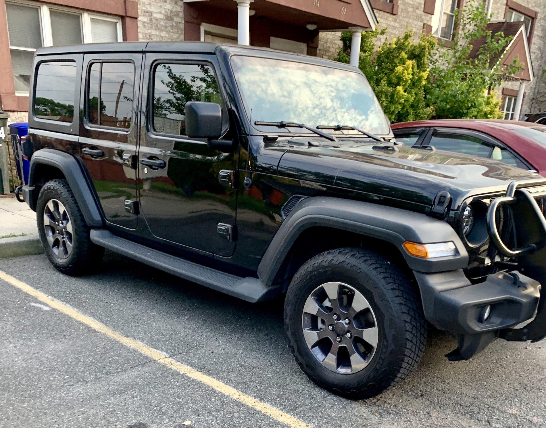 Jeep Gladiator Sahara upgraded Wheels, Tires and TPMS $600 obo CBA36E32-A9CF-46D9-A3BE-0EB6A81047BC