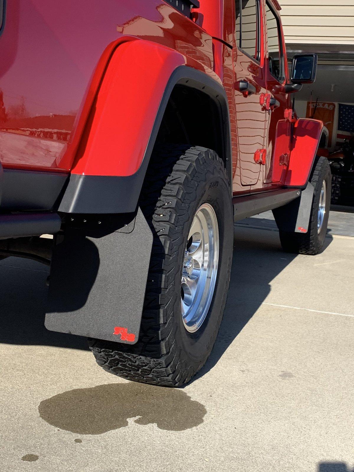 Jeep Gladiator Glad Grandpa Firecracker Red LE Build 883E2197-21D6-4765-9E57-0FB61A2207C2