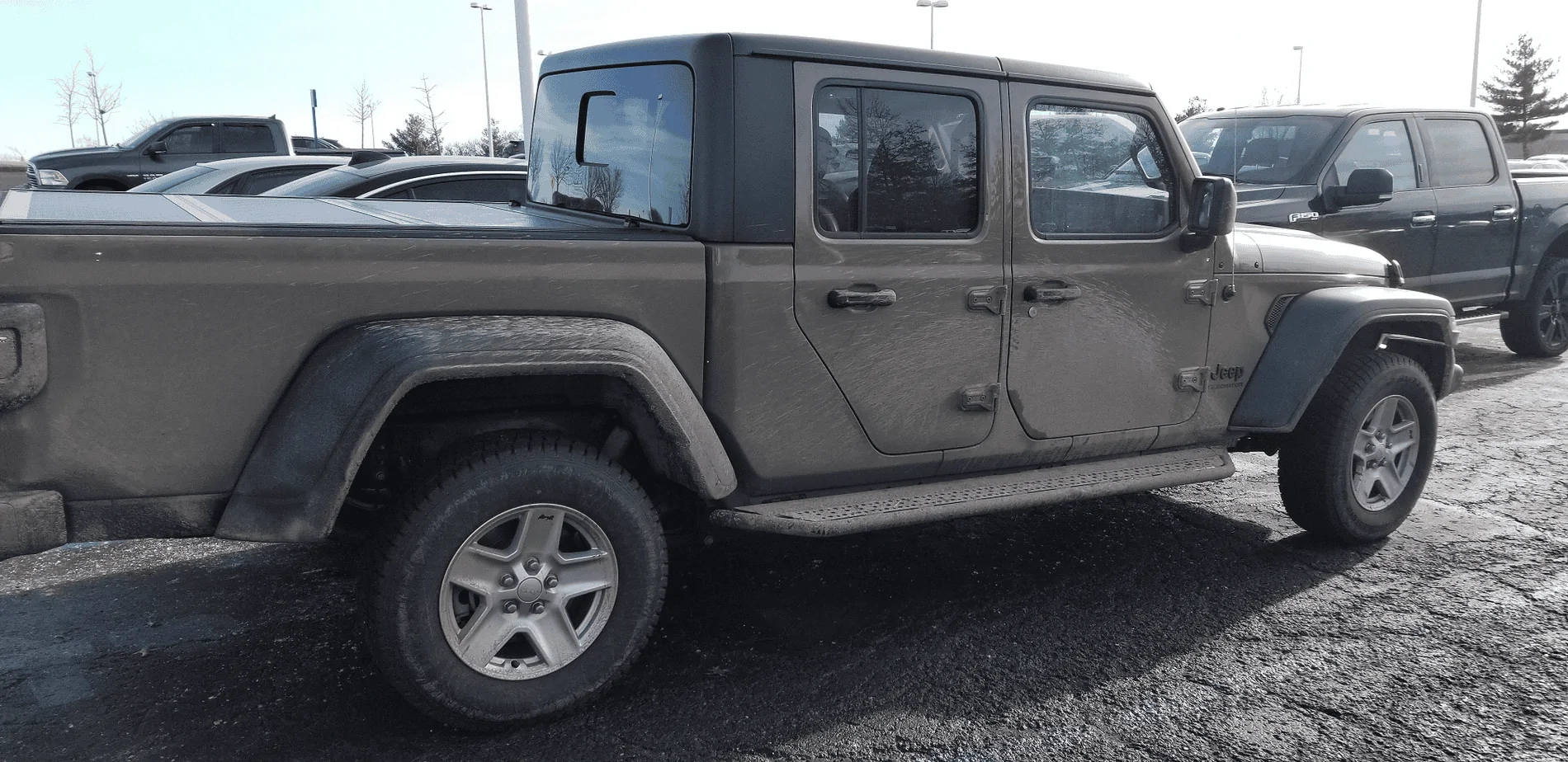 Jeep Gladiator Need some Side Step/Nerf Bar help! upload_2020-2-4_16-27-1