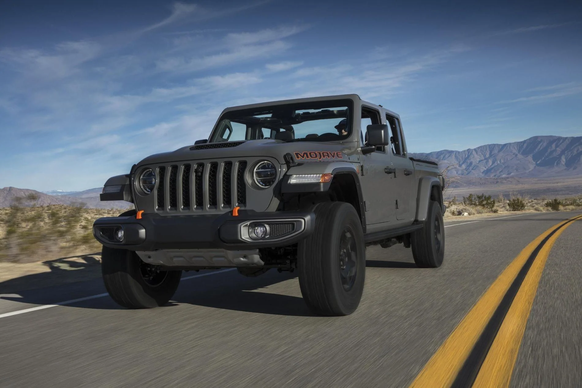 Jeep Gladiator Jeep Gladiator Mojave Edition! [Updated With Live Pics and Chassis/Suspension Breakdown] jp020-484glia4aghfgemrsi94fli7r838he7