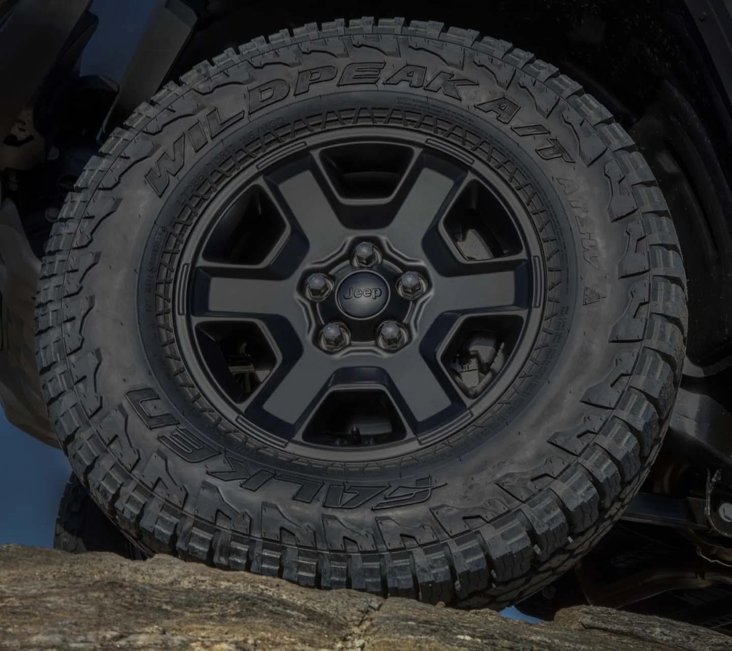 Jeep Gladiator Jeep Gladiator Mojave Edition! [Updated With Live Pics and Chassis/Suspension Breakdown] 2020-jeep-gladiator_100734595_h