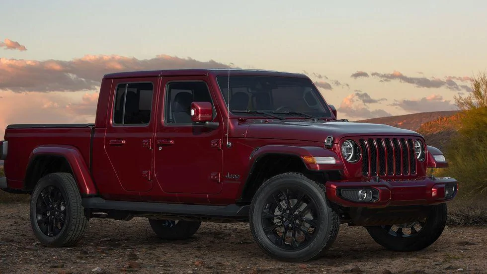 Jeep Gladiator 2020 Jeep Gladiator High Altitude Edition [Updated With Live Look at Snazzberry From Chicago] jeep-high-altitude-005-jpg