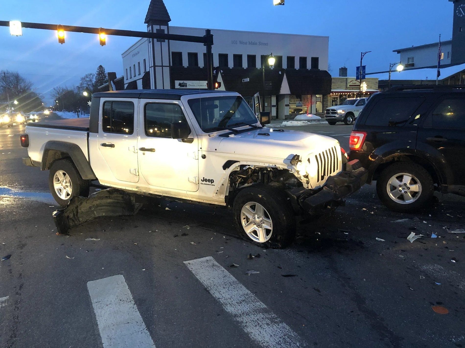 Jeep Gladiator Time for a new Gladiator! Crash, bam, boom 2020-02-06 07.37.05