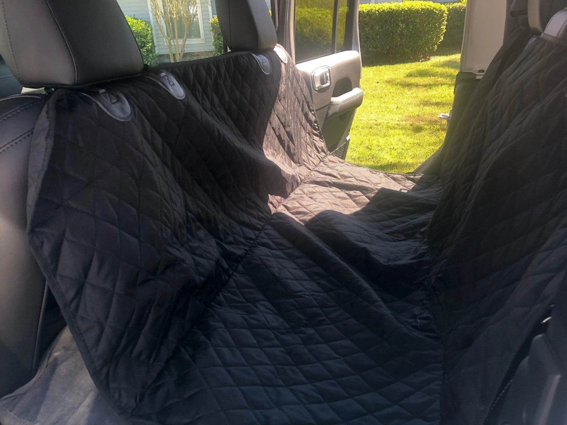 Jeep Gladiator Rear Seat Dog bed? IMG_3104