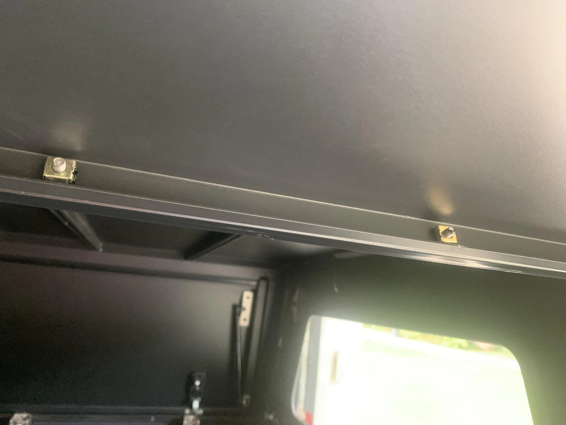 Jeep Gladiator Alu-cab canopy Jeep Gladiator #001 B0351DBC-A1FC-4D9E-A0E5-3056E428F7B3
