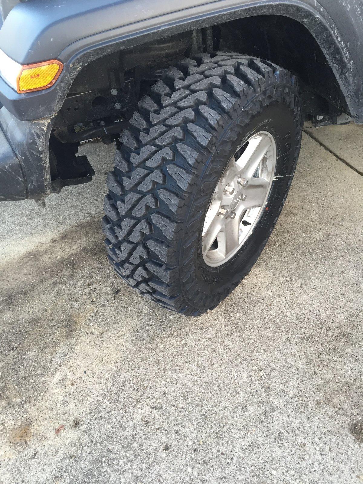 Jeep Gladiator Confirming 297/75/17 with no lift 4ECD3332-12AE-44D6-BED7-C6BFFE12DC23