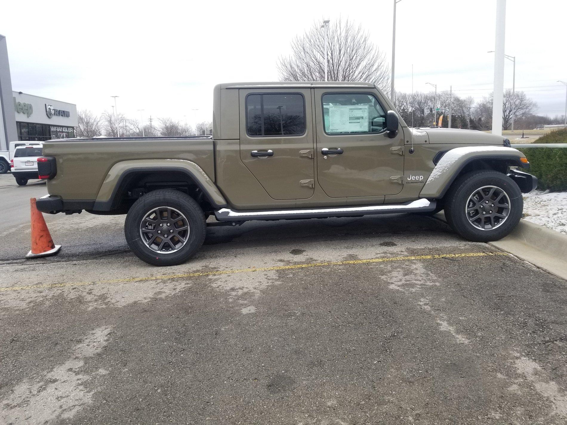 Jeep Gladiator What do you think of this offer? 20200204_111040