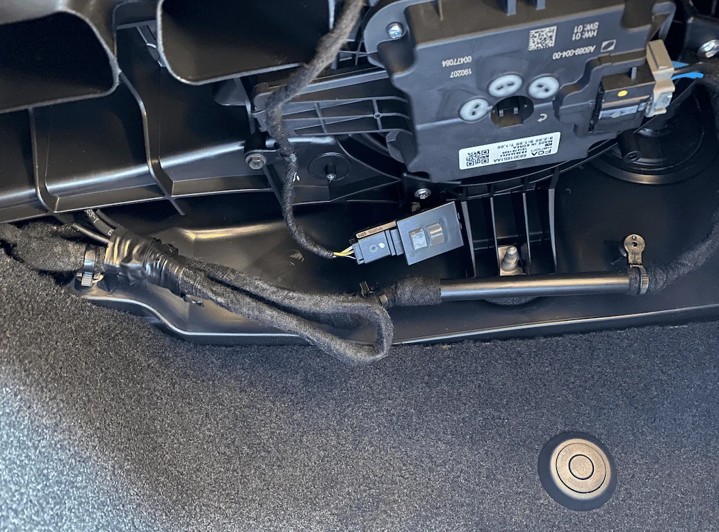 Jeep Gladiator CB Radio & CB Antenna installation in my Jeep Gladiator Screen Shot 2020-02-08 at 6.44.58 AM
