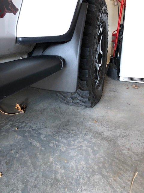 Jeep Gladiator Finally Found Front Flaps that fit Rubi's!!! Flaps 2