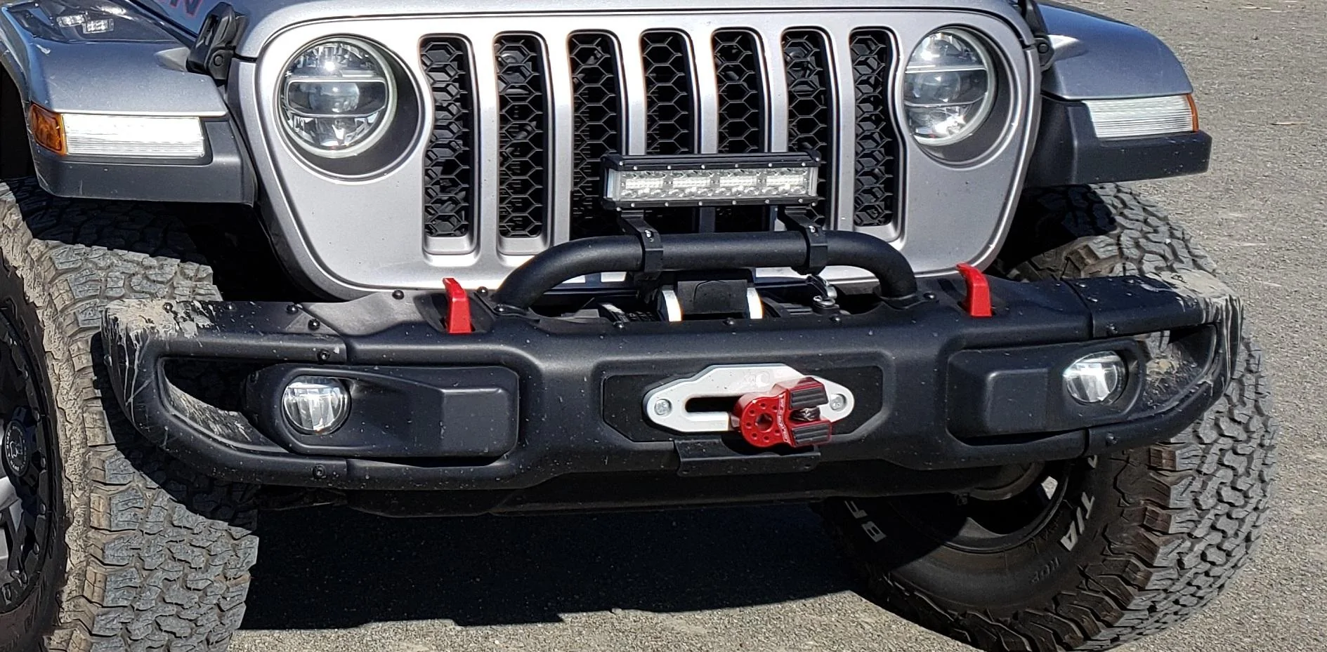 Jeep Gladiator Winches! bumper