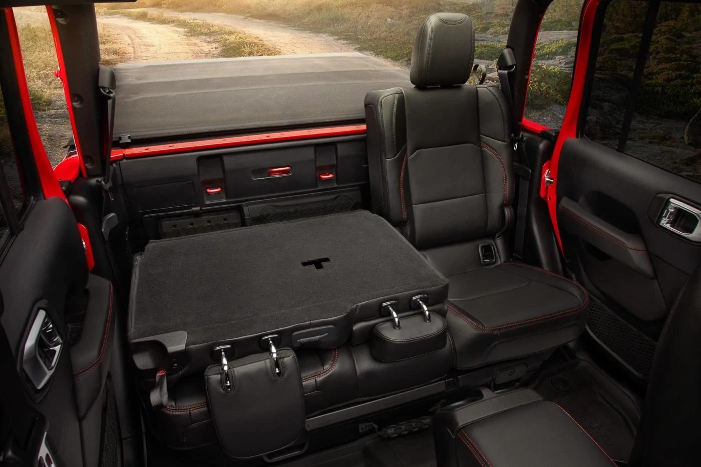 Jeep Gladiator Jeep Gladiator Interior Photos Jeep-Gladiator-Interior-11