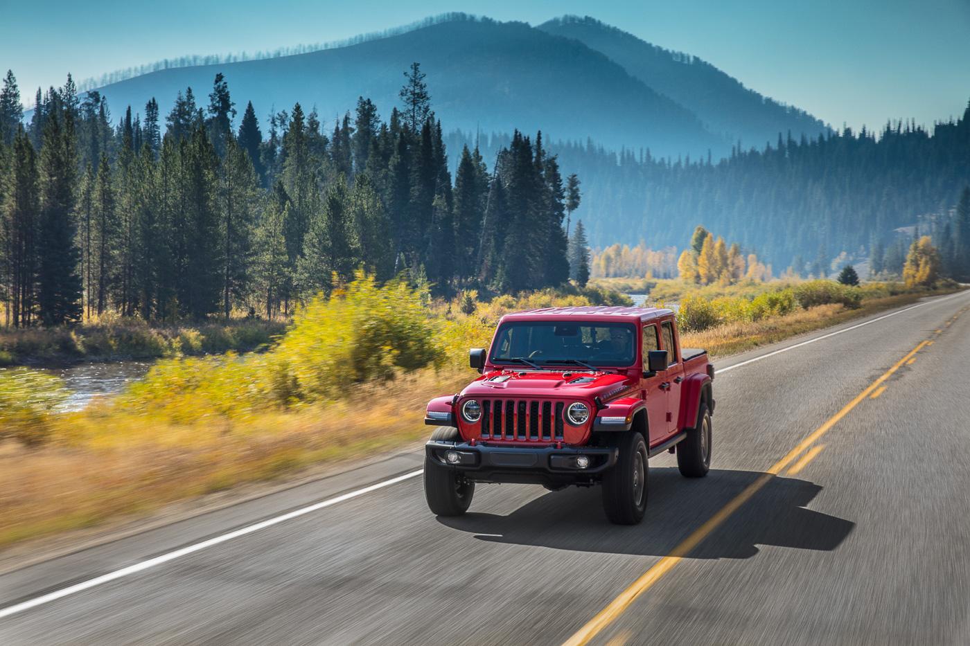 Jeep Gladiator Jeep Gladiator Rubicon Photos Jeep-Gladiator-Rubicon-11