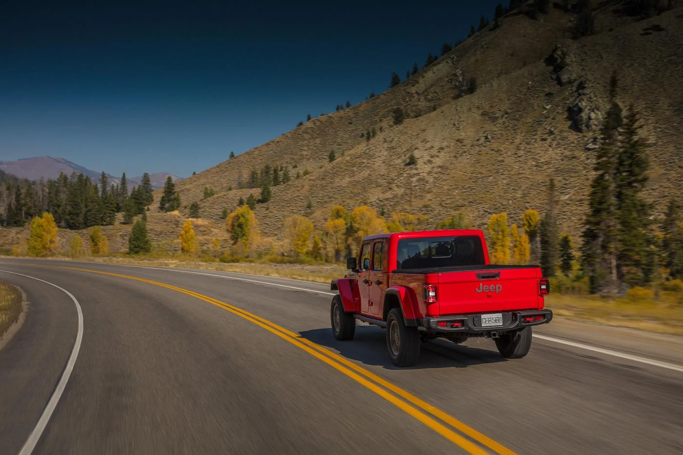 Jeep Gladiator Jeep Gladiator Rubicon Photos Jeep-Gladiator-Rubicon-15