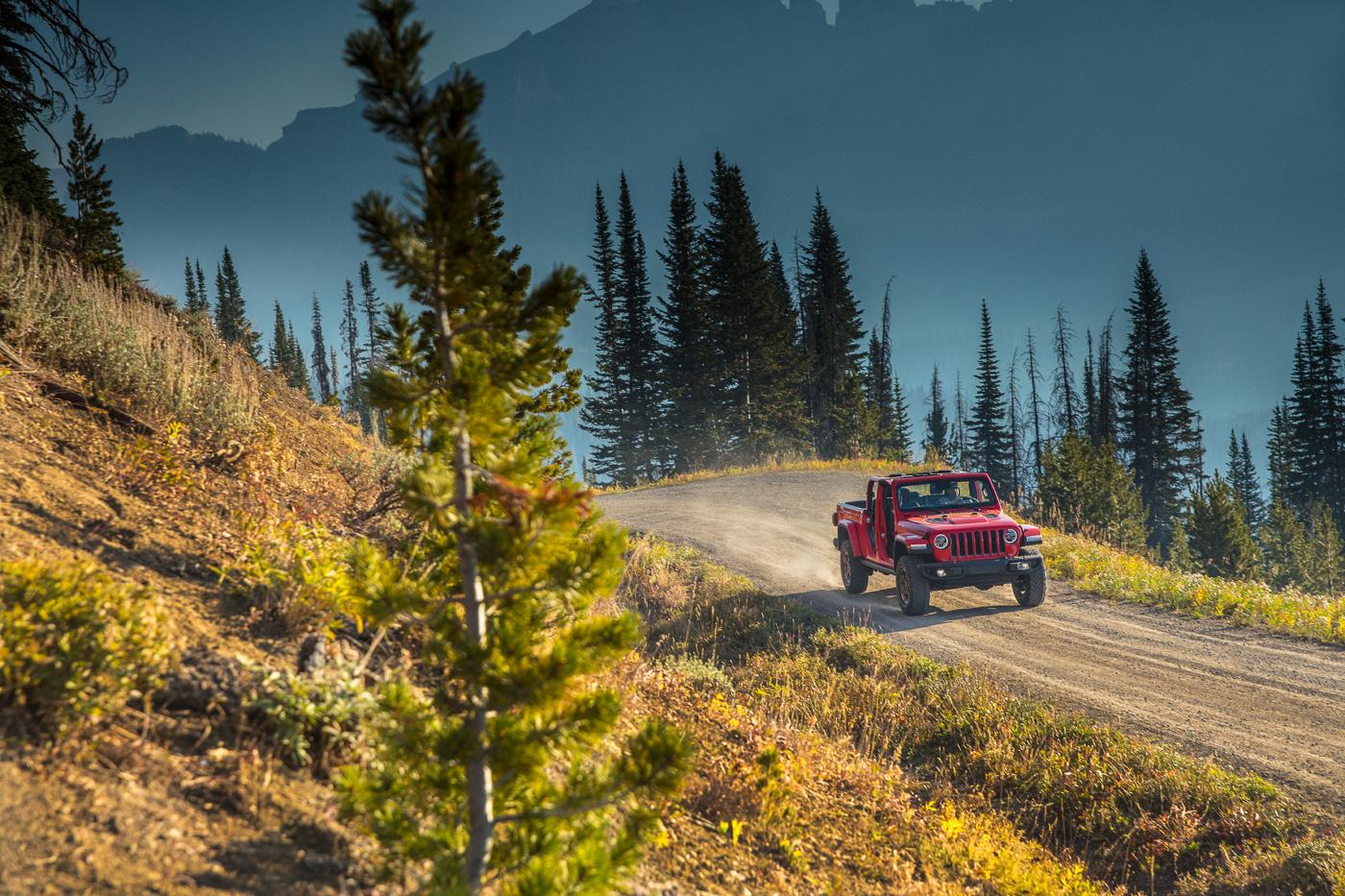 Jeep Gladiator Jeep Gladiator Rubicon Photos Jeep-Gladiator-Rubicon-43