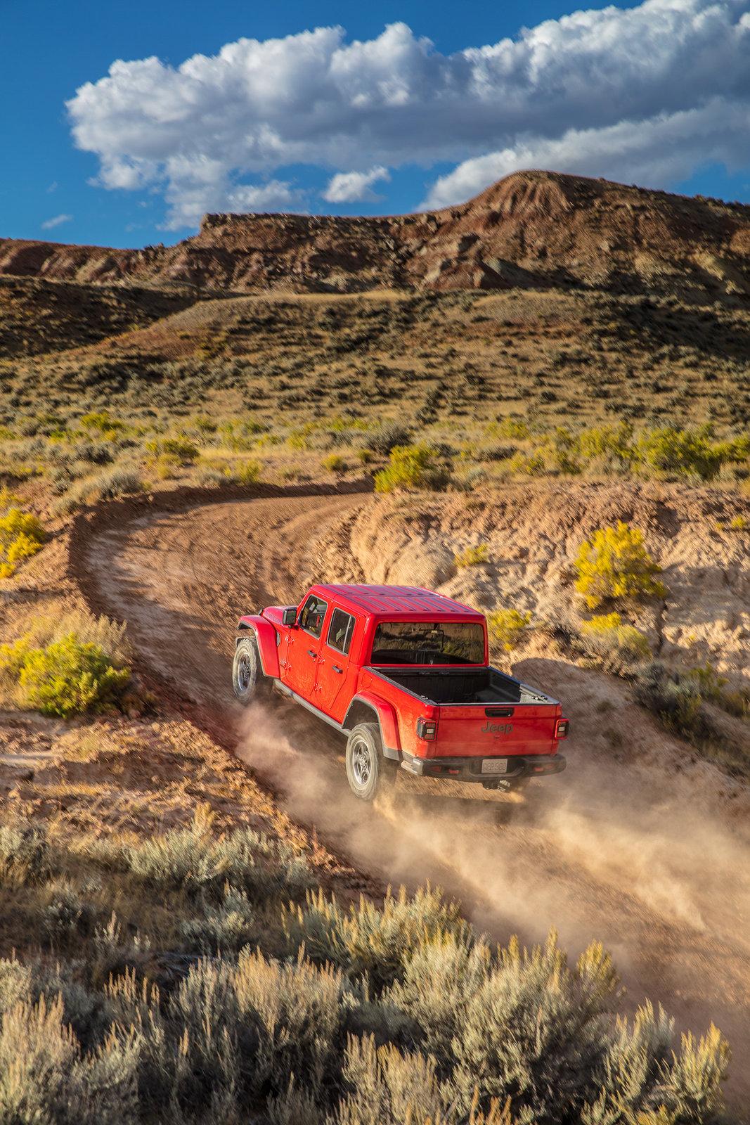 Jeep Gladiator Jeep Gladiator Rubicon Photos Jeep-Gladiator-Rubicon-69