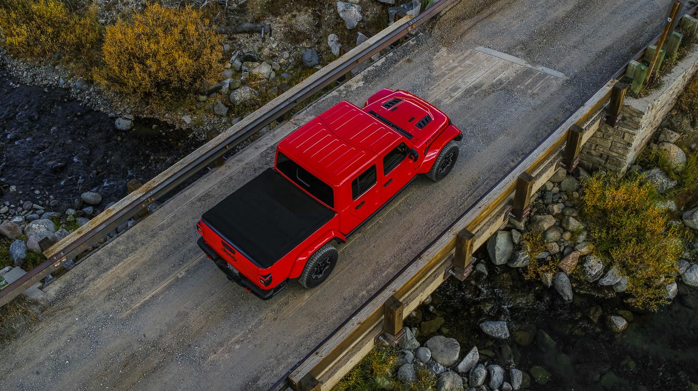 Jeep Gladiator Jeep Gladiator Rubicon Photos Jeep-Gladiator-Rubicon-96