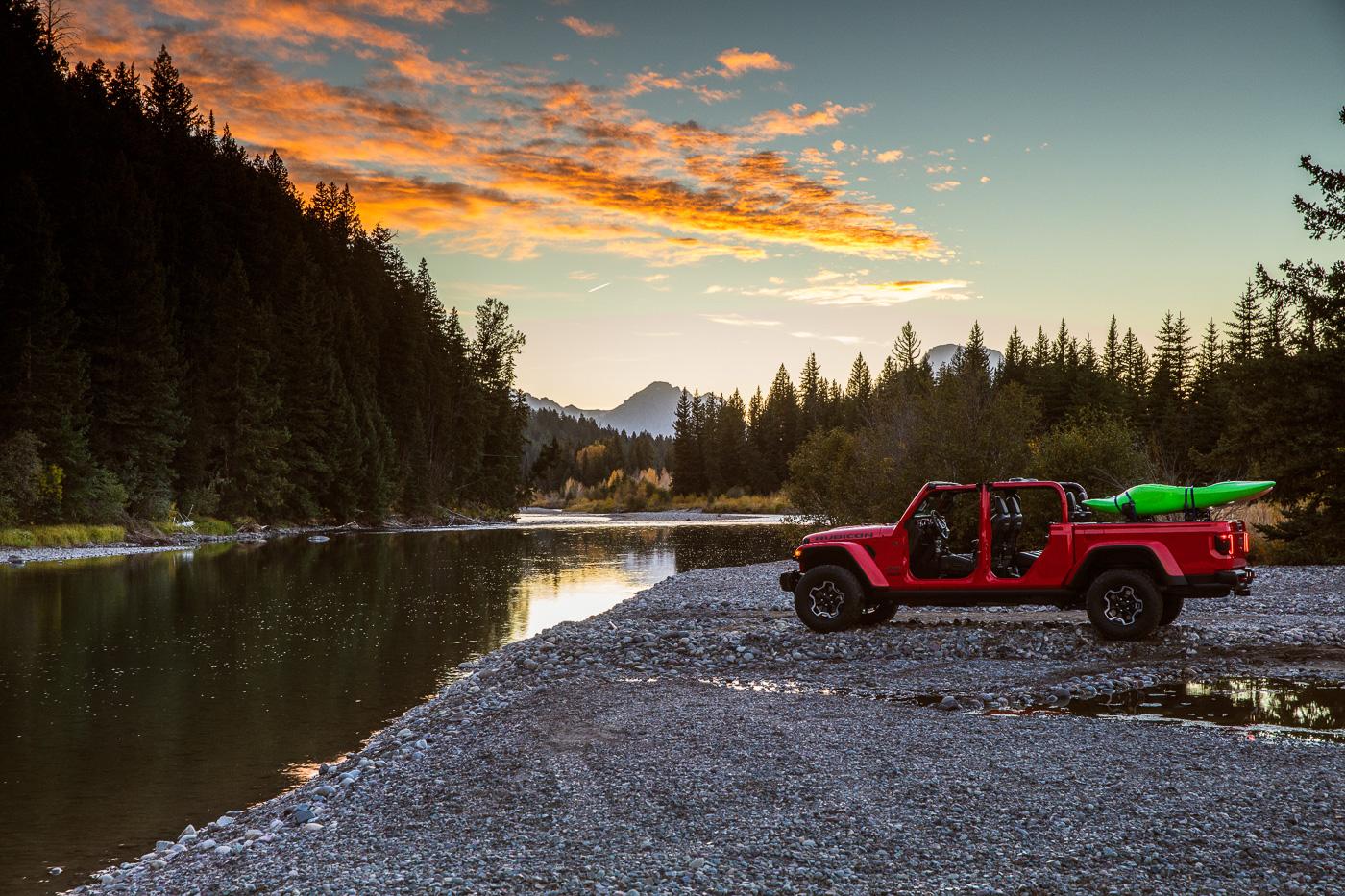 Jeep Gladiator Jeep Gladiator Rubicon Photos Jeep-Gladiator-Rubicon-111