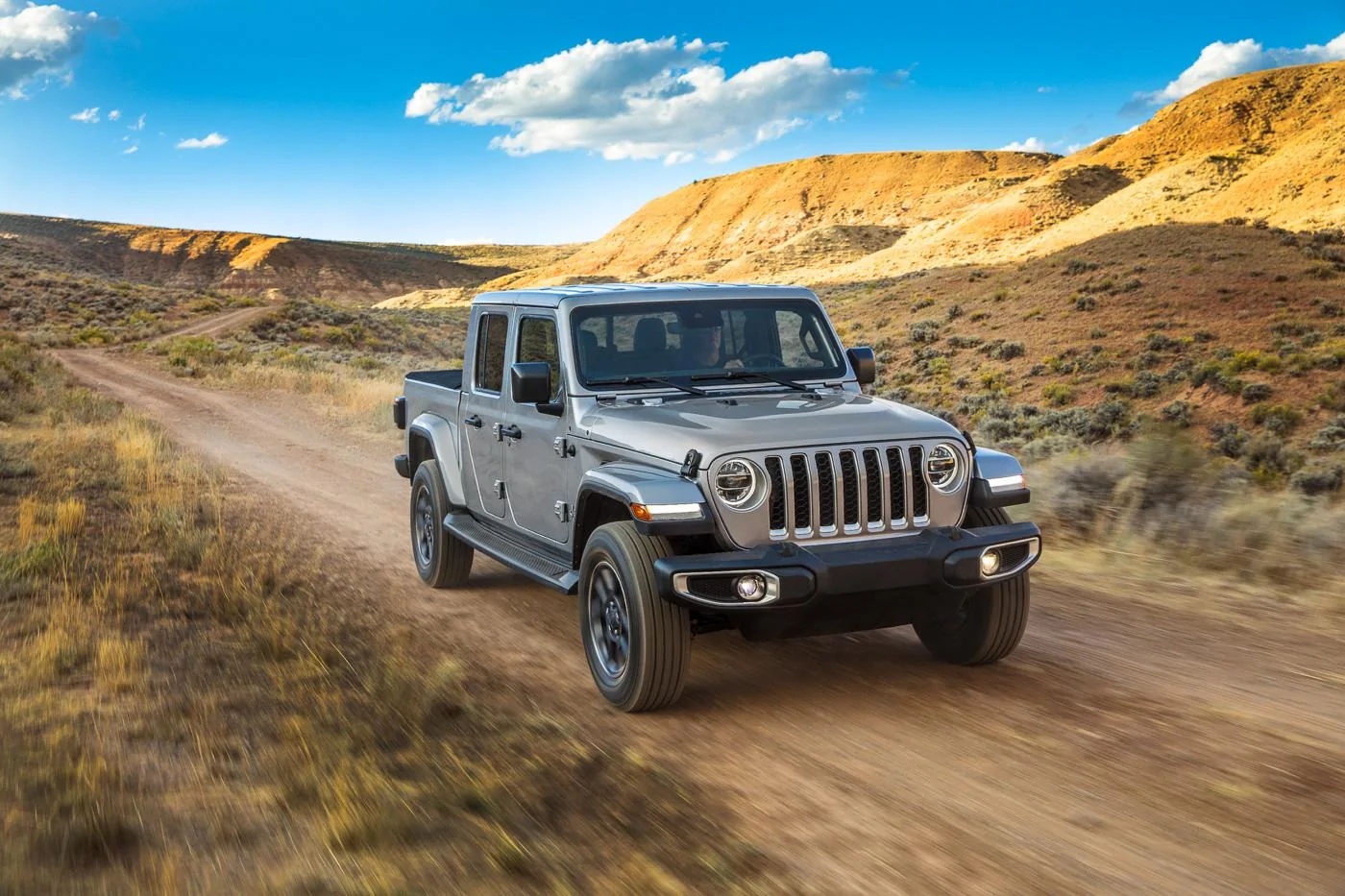Jeep Gladiator BILLET SILVER Gladiator JT Club Jeep-Gladiator-Overland-21