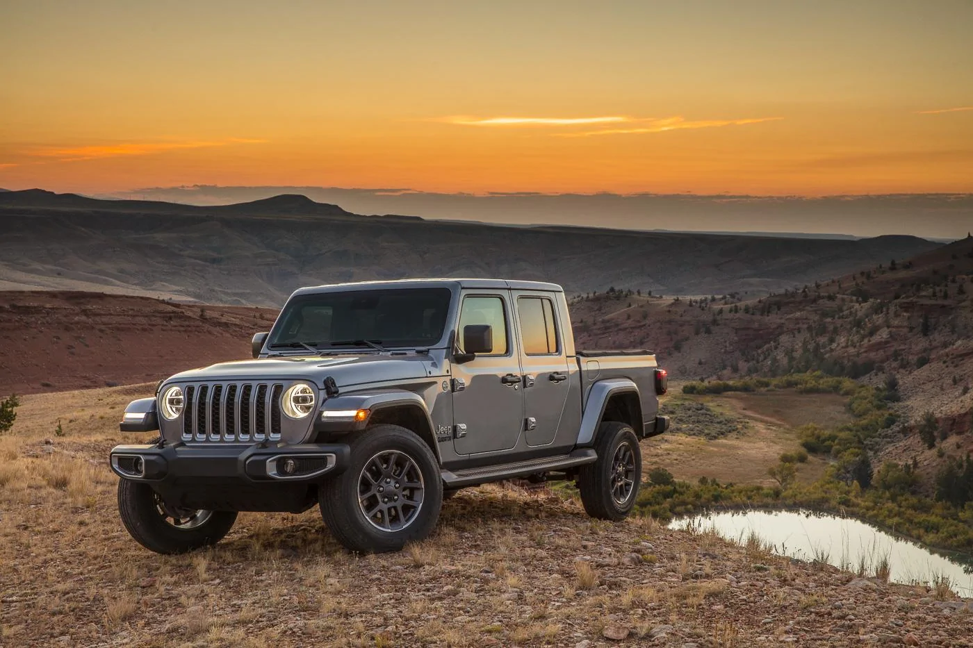 Jeep Gladiator BILLET SILVER Gladiator JT Club Jeep-Gladiator-Overland-24