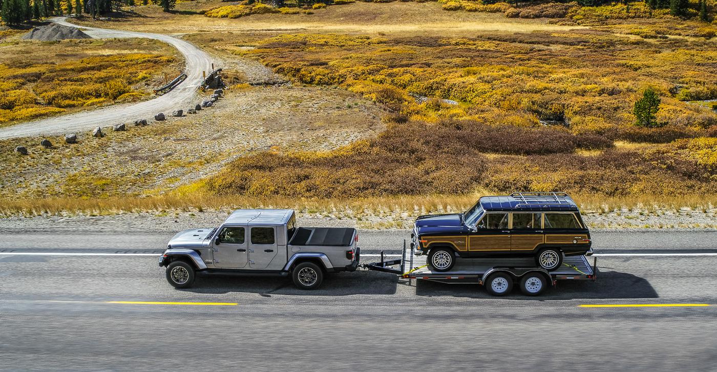 Jeep Gladiator BILLET SILVER Gladiator JT Club Jeep-Gladiator-Overland-34