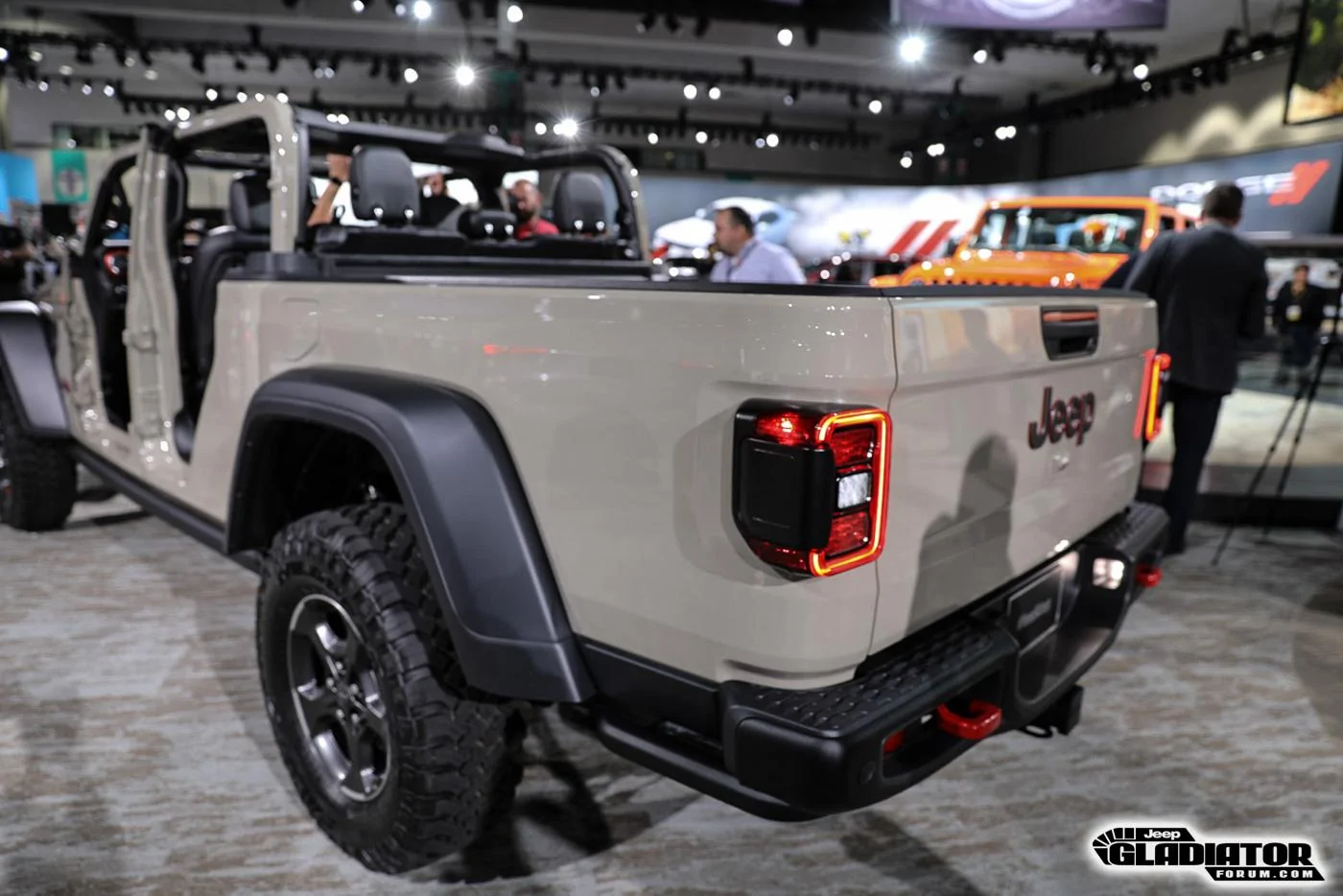 Jeep Gladiator GOBI Gladiator JT Club Gobi-Jeep-Gladiator-JT-Pickup-Truck-LA-Auto-Show-49