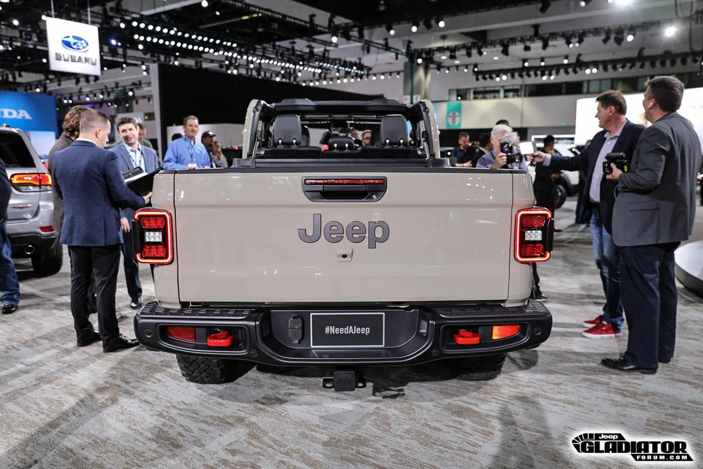 Jeep Gladiator GOBI Gladiator JT Club Gobi-Jeep-Gladiator-JT-Pickup-Truck-LA-Auto-Show-54