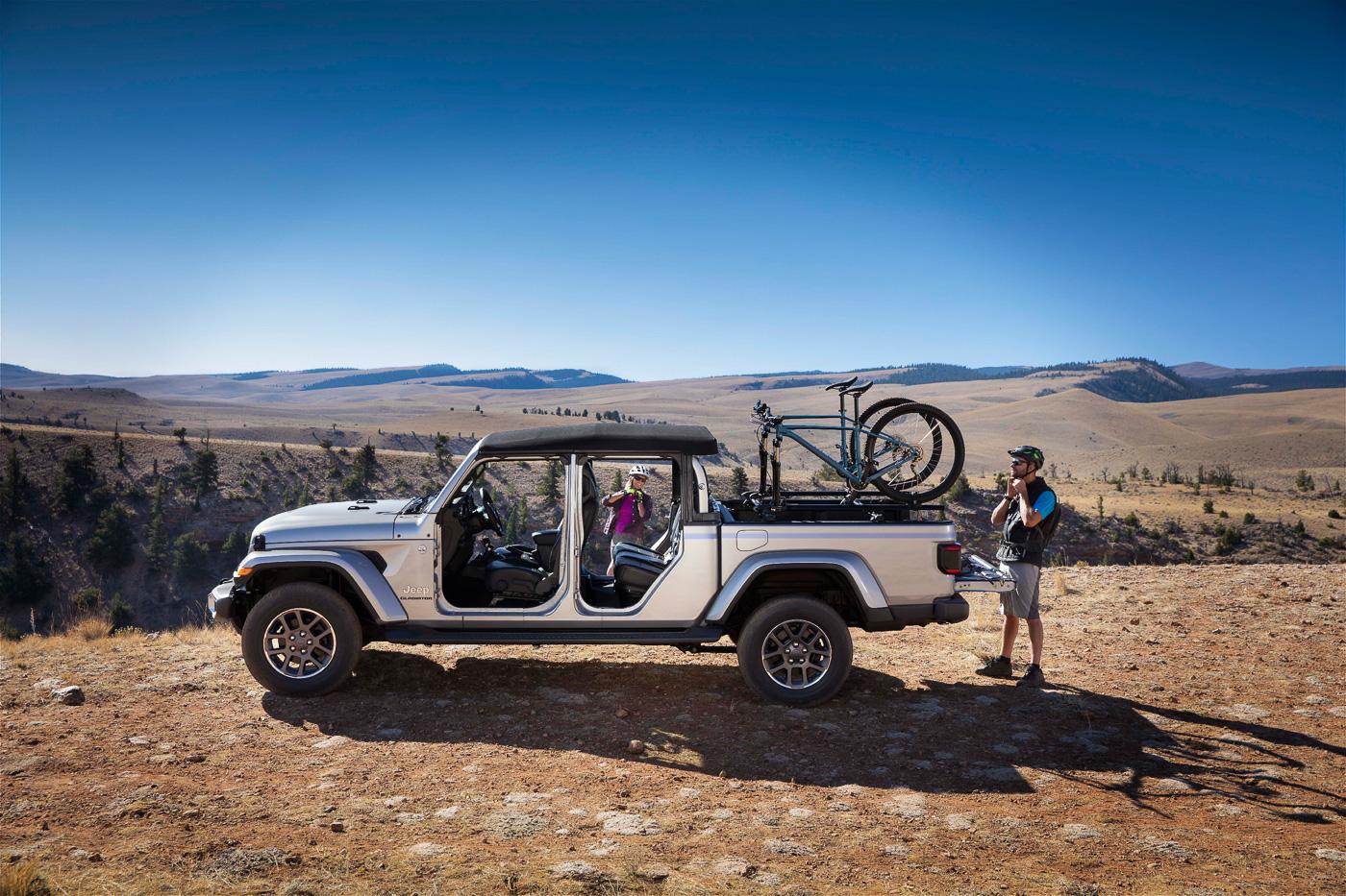 Jeep Gladiator Jeep Gladiator Mopar Accessories Jeep-Gladiator-Mopar-Accessories-4