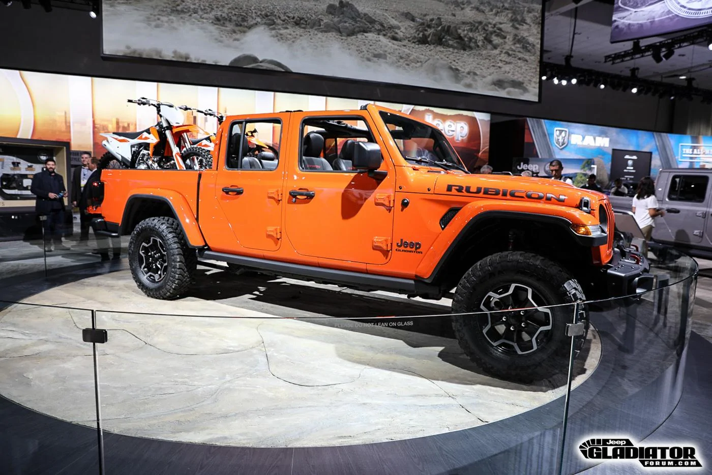 Jeep Gladiator PUNK'N Gladiator JT Club Punkn-Jeep-Gladiator-JT-Pickup-Truck-LA-Auto-Show-35