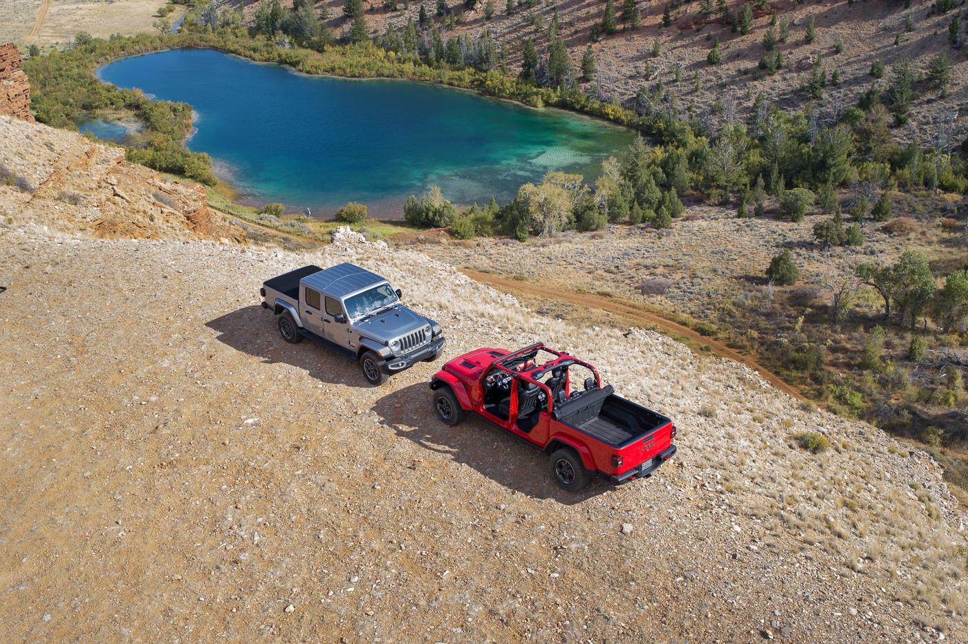 Jeep Gladiator The Gladiator Duo (Overland and Rubicon) Jeep-Gladiator-Dynamic-Duo-7