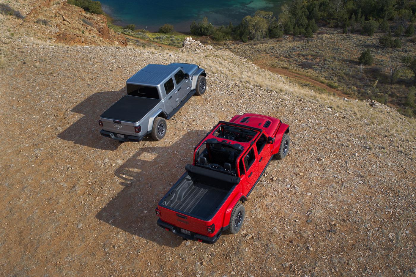 Jeep Gladiator The Gladiator Duo (Overland and Rubicon) Jeep-Gladiator-Dynamic-Duo-12