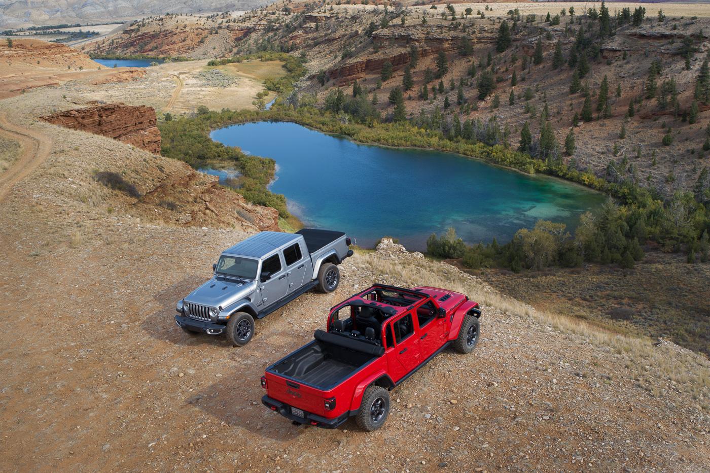Jeep Gladiator The Gladiator Duo (Overland and Rubicon) Jeep-Gladiator-Dynamic-Duo-13