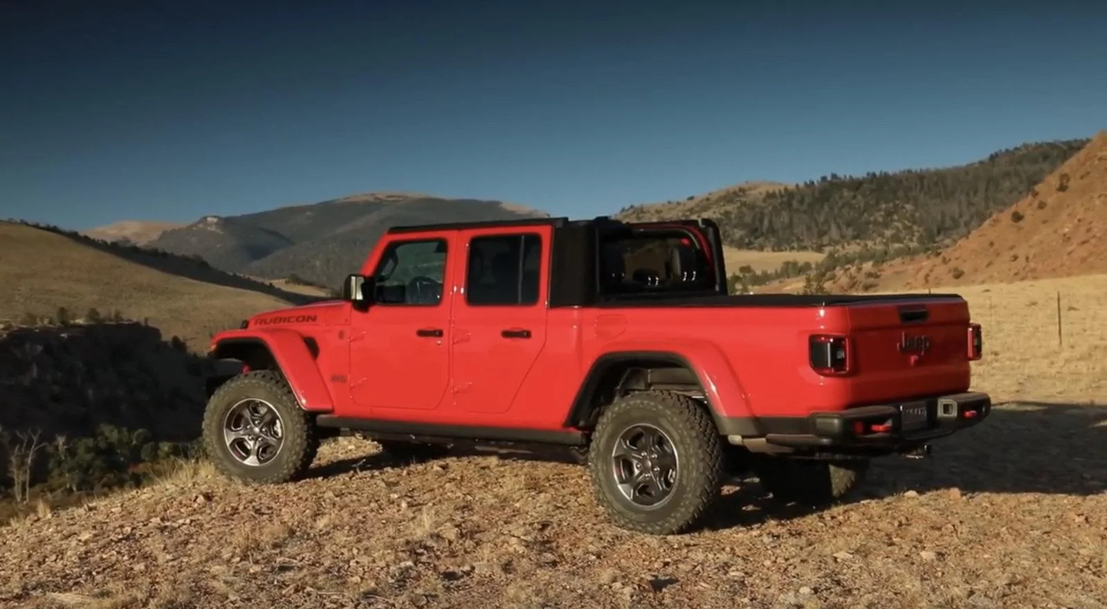Jeep Gladiator Our Q&A / FAQ from Jeep Gladiator debut at LA Auto Show E09B46B6-72A6-4309-8C31-05CB5DA4A29B