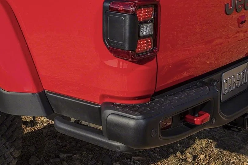 Jeep Gladiator Bumper step option 122FEA0D-F6C8-44BB-BFB6-896959B07156