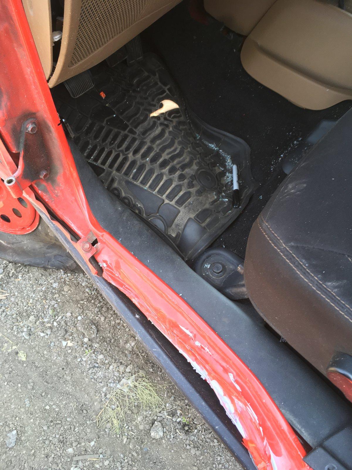 Jeep Gladiator Half Doors side impact? F25C91C7-2DAA-4FFF-97F5-E8CE5C8556E0