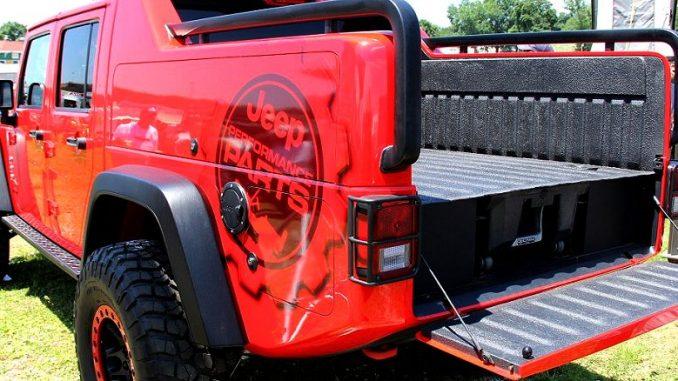 Jeep Gladiator Jeep Red Rock Responder esq bed cap 84E208B5-5688-4D13-9AD4-E282B07EB56F
